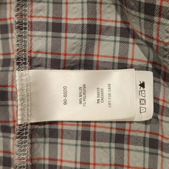 CABELA'S Guidewear Gray & Red Plaid Button-Up Shirt - Picture 10 of 11